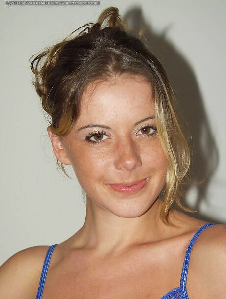 Matts Models pleased to share with you xxx picture gallery with Dolly showing perfect shape