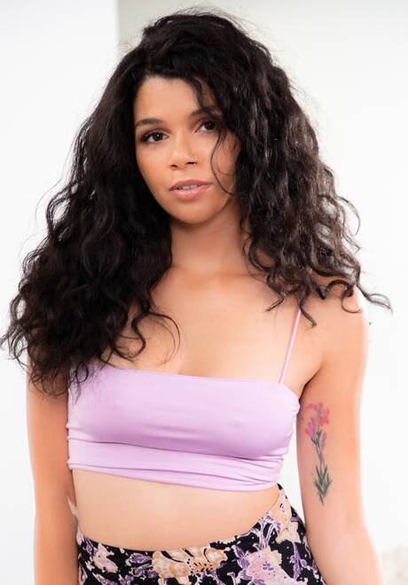 Girls Way are pleased to offer you xxx pics featuring Silvia Saige, Violet Starr and Harley Haze in passionate lesbian action