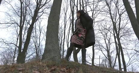 Got 2 Pee invites you to browse their free photos with Liza in watersport action